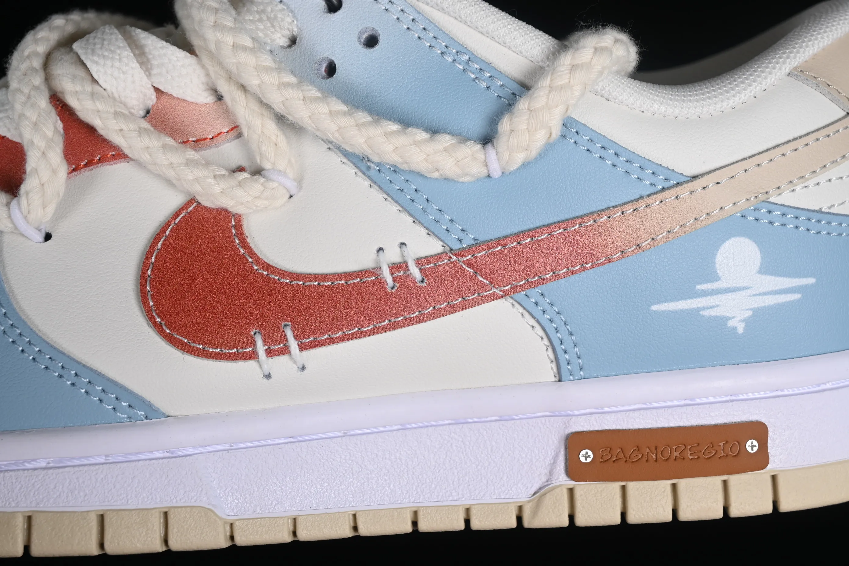 All Categories Nk SB Dunk Series Nk SB Dunk Low Low-top sneakers Nk Dunk Low Retro Coast Blue White Brown Street classic and versatile SB strap low-top casual sneakers DV0831-003